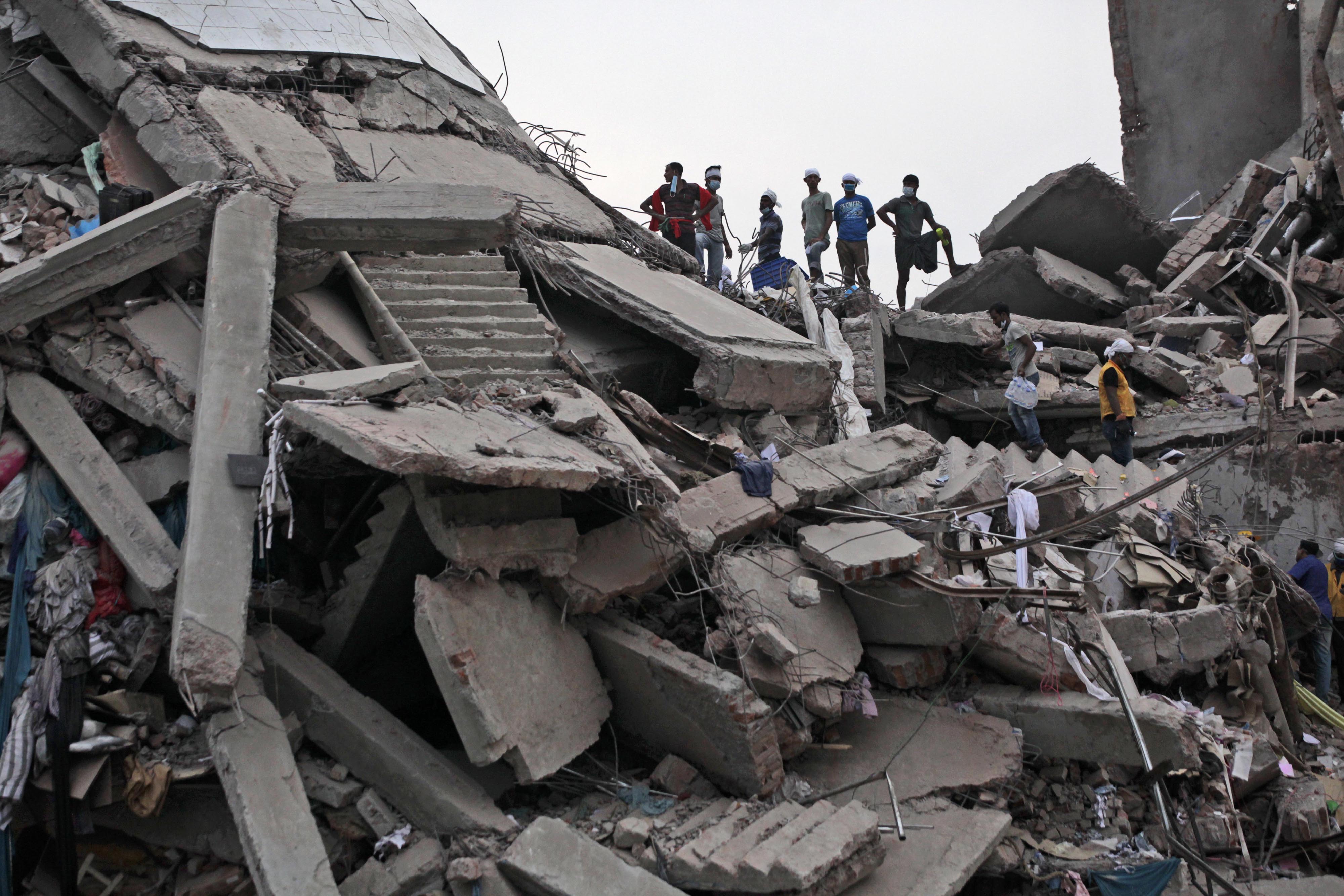 Συνελήφθησαν οι ιδιοκτήτες του μοιραίου εργοστασίου στο Μπανγκλαντές